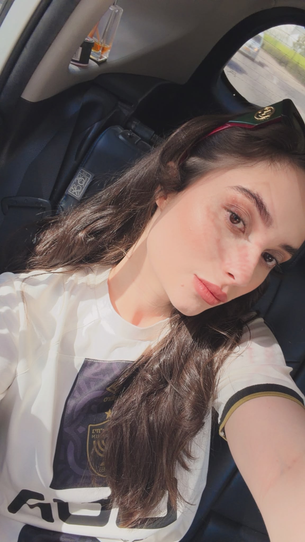 שושנה – תיירת ברזילאית 20 – בחיפה